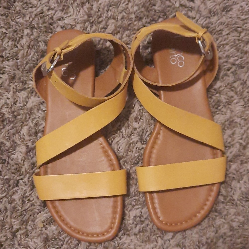 Franco Sarto leather sandals